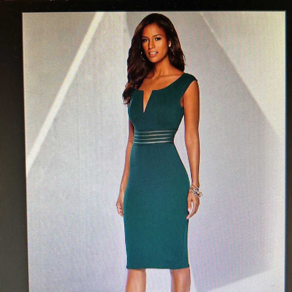VENUS Dark Green Midi Dress